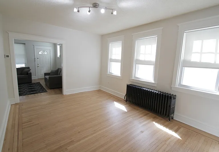 804 W 21st St — Photo 5