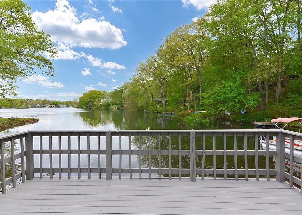 71 Walnut Rd, Wrentham, MA 02093 | Zillow