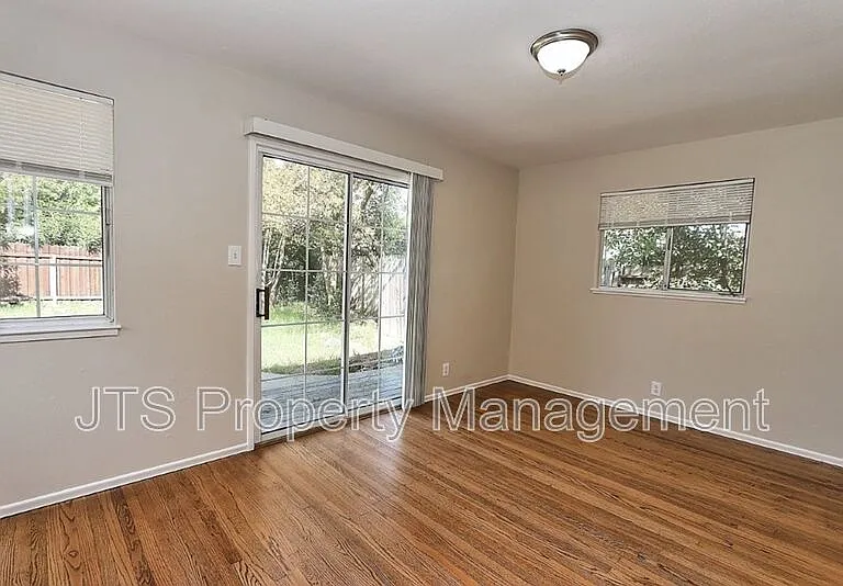 6565 S Land Park Dr — Photo 54