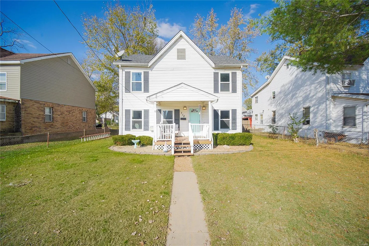 712 Benton St photo 1