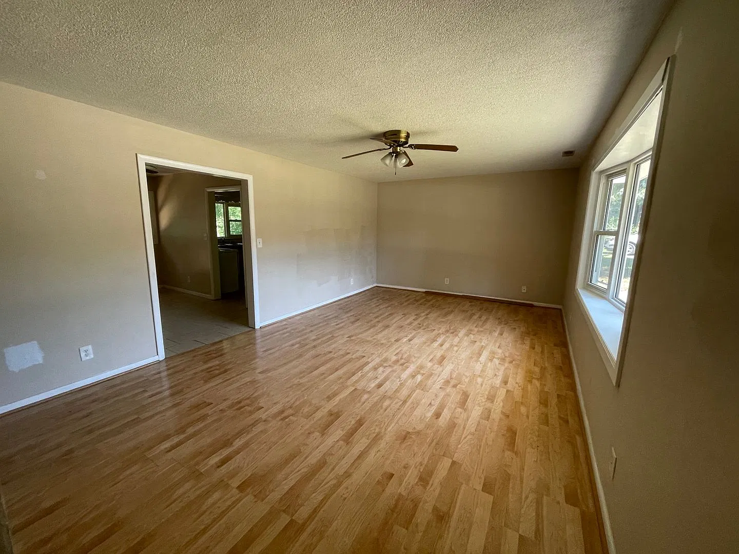 3 bedroom 1 bathroom West Lafayette — Photo 2