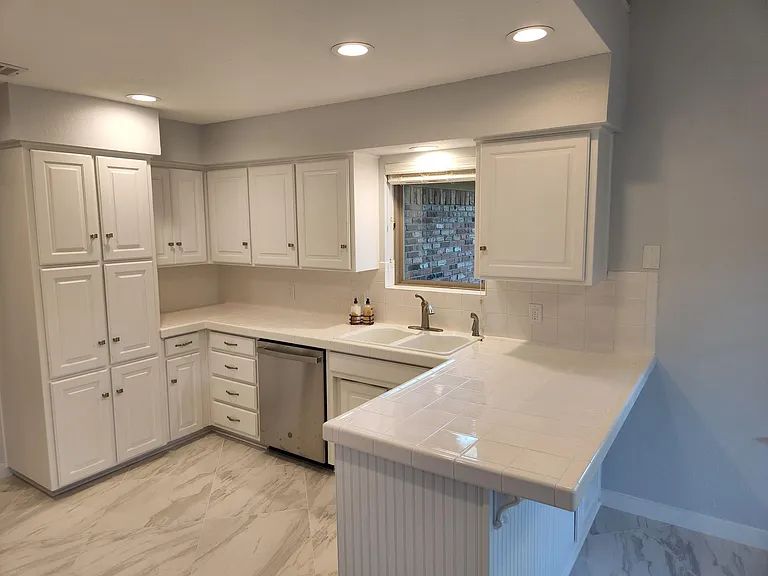 408 Miranda Ter — Photo 19