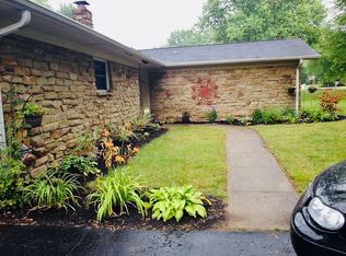 4902 E 69th St, Indianapolis, IN 46220