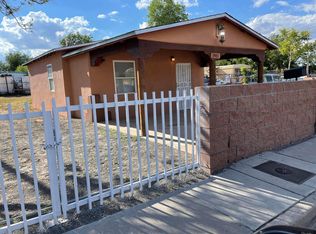 2911 1st St NW, Albuquerque, NM 87107