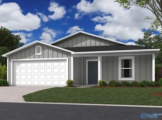 226 McKenzie Dr SW, Decatur, AL 35603