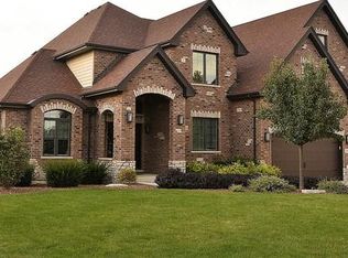 11087 Riverside Dr, Frankfort, IL 60423