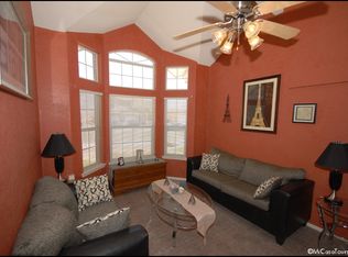 7425 Umbria Dr, El Paso, TX 79904