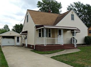47 Lyndale Ct, West Seneca, NY 14224