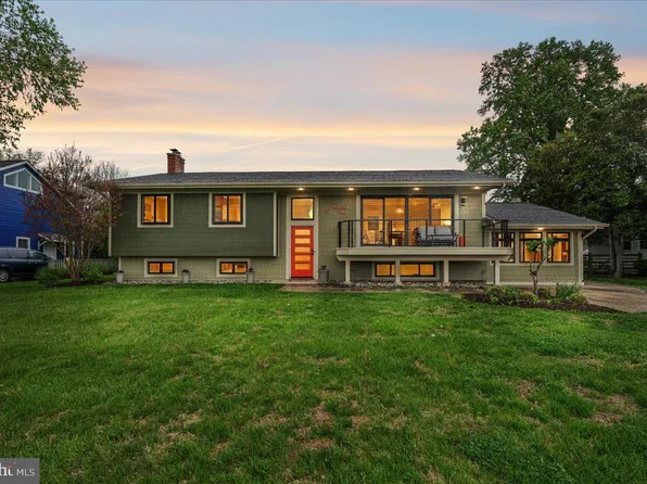 102 Green Spring Dr, Annapolis, MD 21403