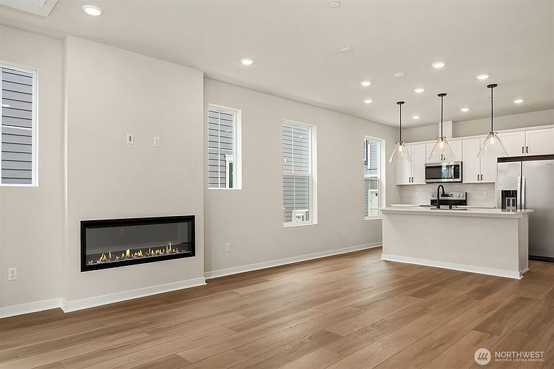 5th image of 31832 Myrtle #38 Street