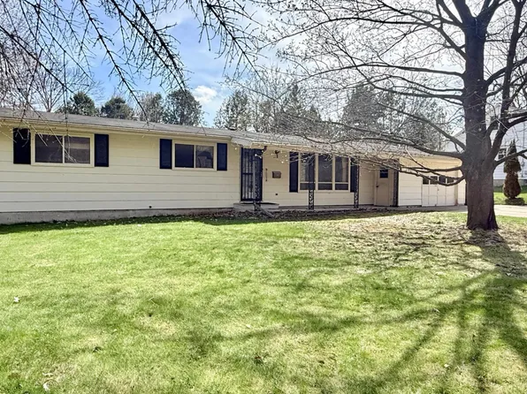 807 Weston Ave, Rothschild, WI 54474