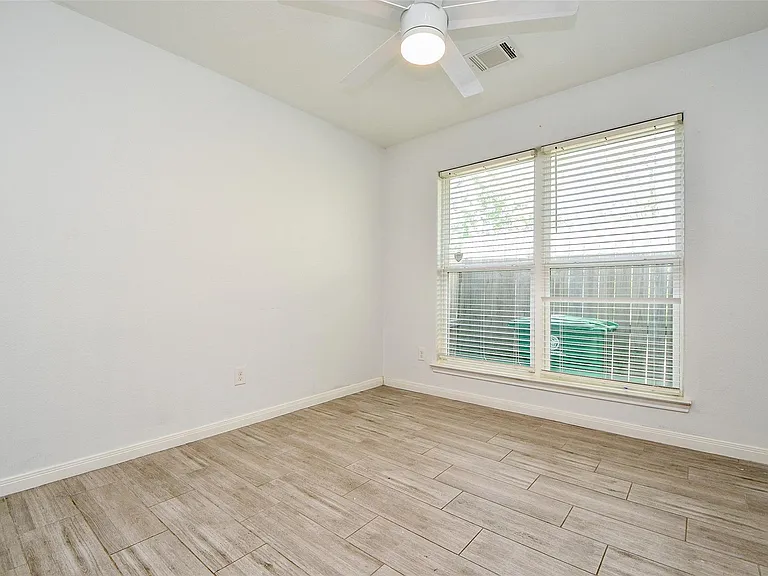 6747 England St #A — Photo 17