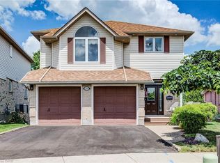 110 Glencliffe Ct, Kitchener, ON N2B3X1