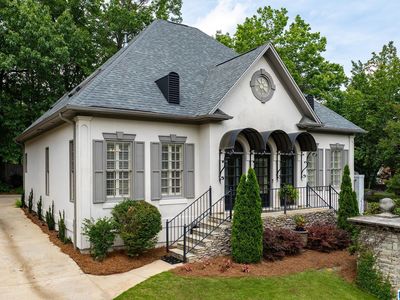 2300 Ridge Trl, Birmingham, AL, 35242