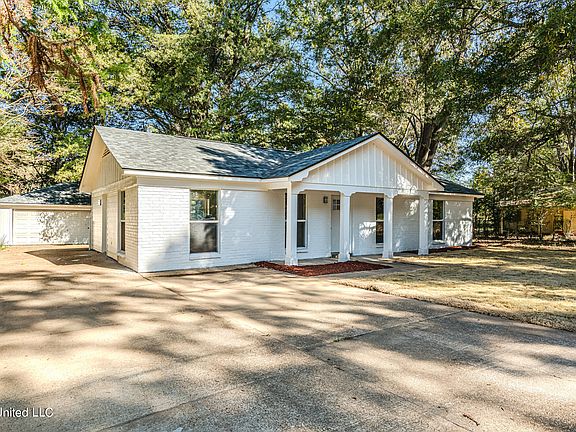 2nd image of 5680 Ashford Dr
