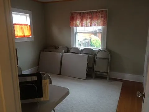 6235 N Villard Ave — Photo 8