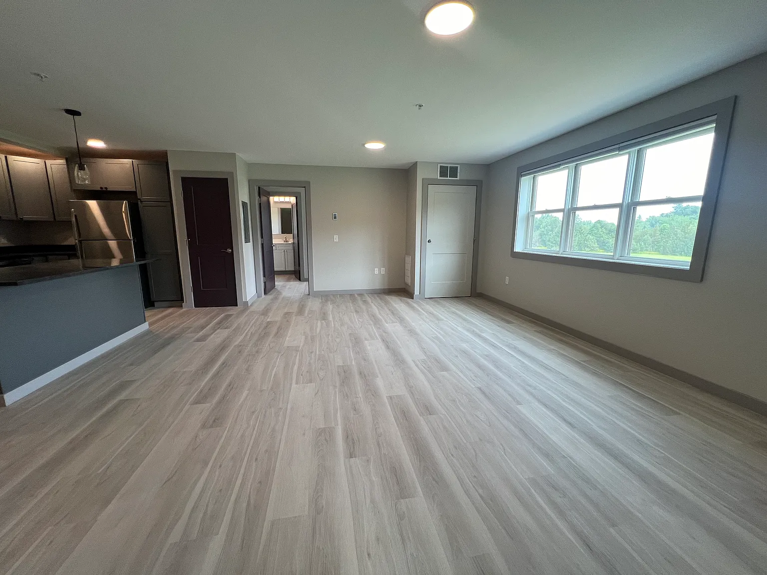 2 bed, 1030 sqft, $2,995 — Photo 3
