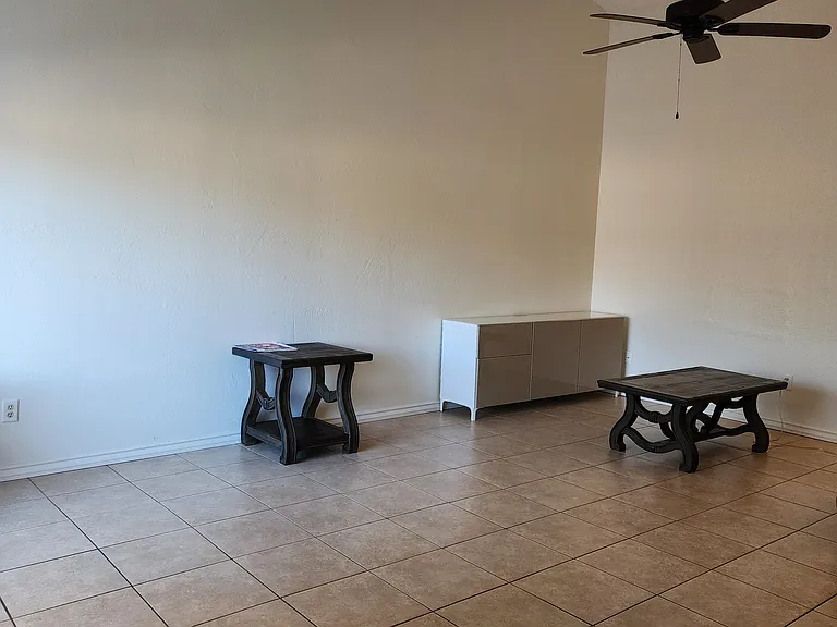 121 W Loma Vista Dr #101 — Photo 21