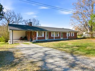 105 Able St, Big Sandy, TN 38221
