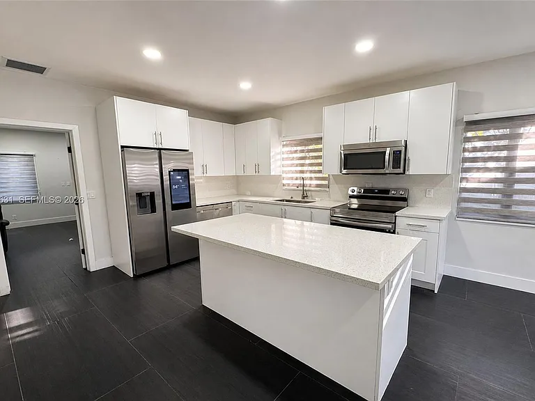 68 NW 47th St — Photo 5