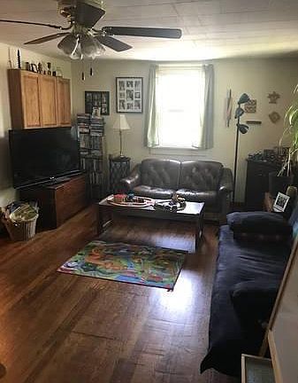 5th image of 227 W Clearview Ave