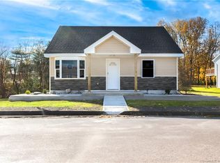 107 Northfield Rd, Wallingford, CT 06492