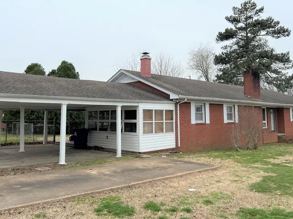 409 Walters Ave, Martin, TN 38237