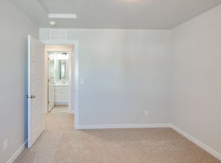 335 S Riggs Spring Ave, Meridian, ID 83642