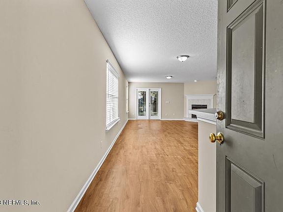 4th image of 3646 SILVER BLUFF Boulevard
