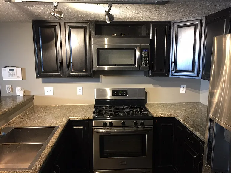 1008 Doral Dr — Photo 22
