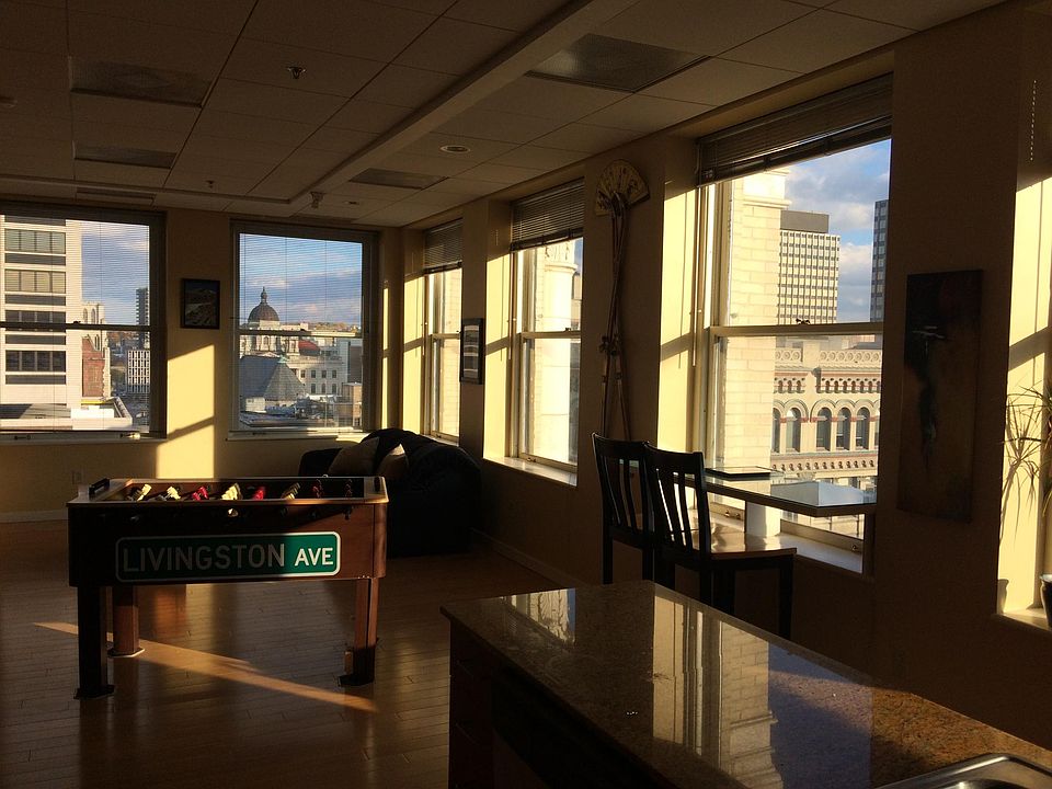1st image of 108 W Jefferson St