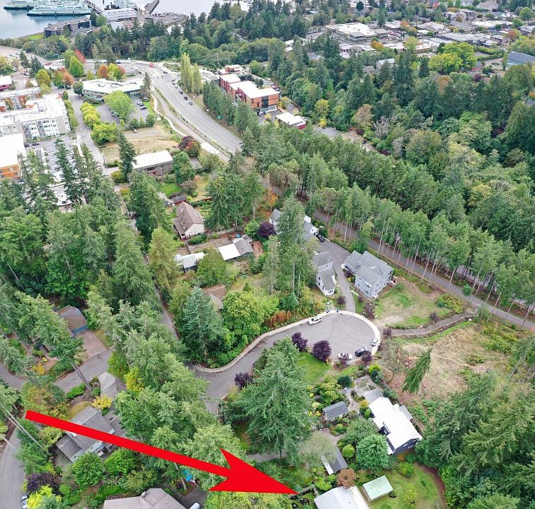1st image of 487 Cave Ave NE