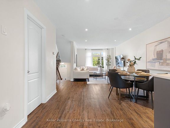 4th image of 16 Streathern Way