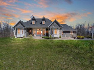 66 Oswego River Rd, Phoenix, NY 13135