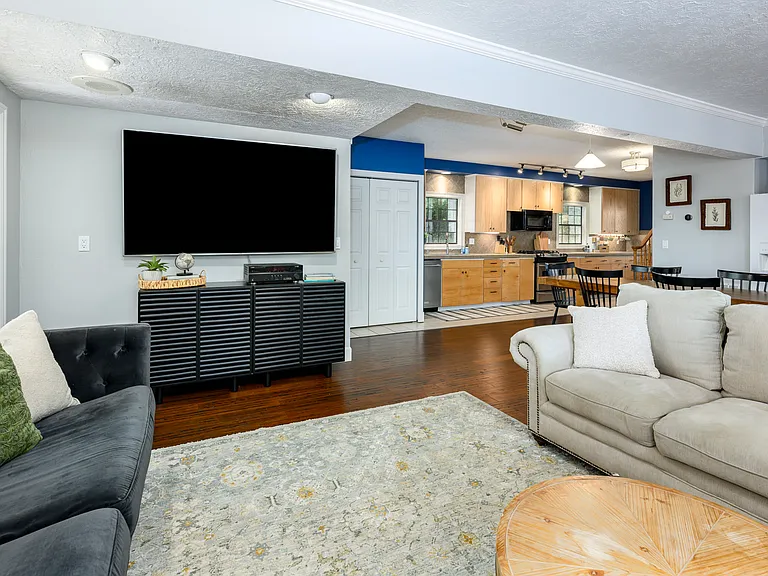 28505 SW Ladd Hill Rd — Photo 9