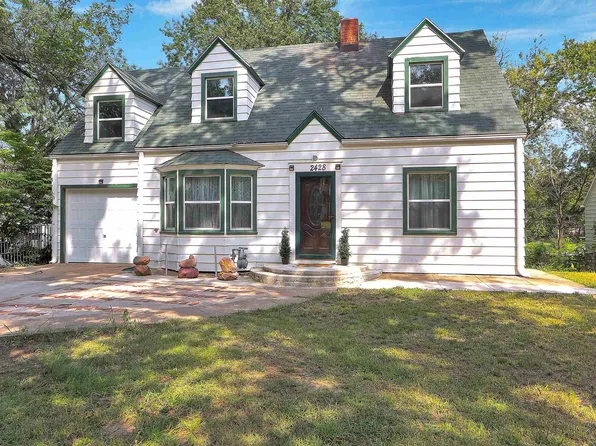 2428 SE Kentucky Ave, Topeka, KS 66605