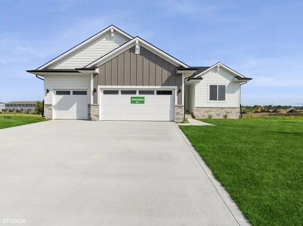 430 NW Ryder Dr, Waukee, IA 50263