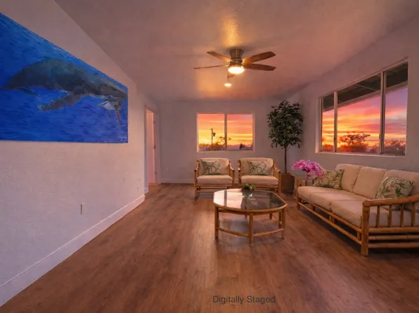 82-6136 Road D, Captain Cook, HI 96704