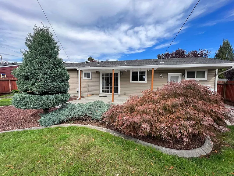 2529 Taylor Ave — Photo 12