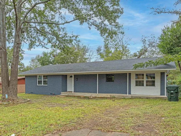 532 Bandera Dr, Tyler, TX 75702