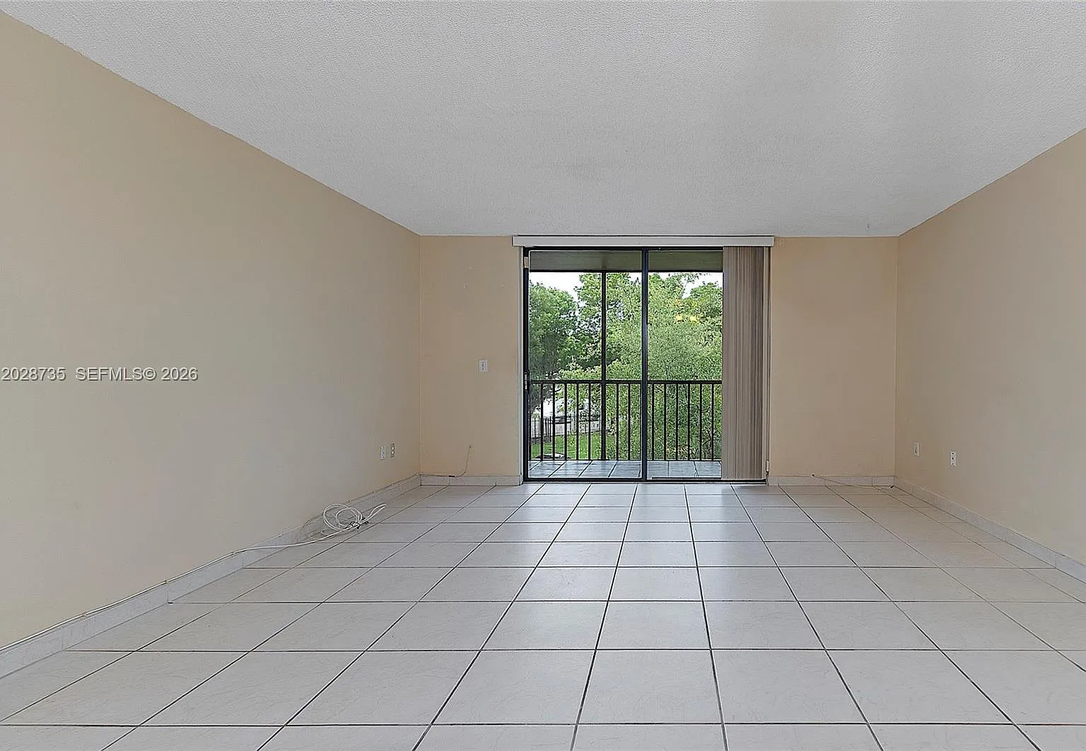Horizons West Condo #9 — Photo 2