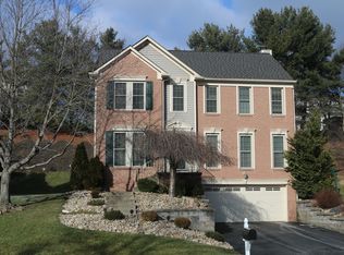 126 Blue Ridge Dr, Cranberry Township, PA 16066
