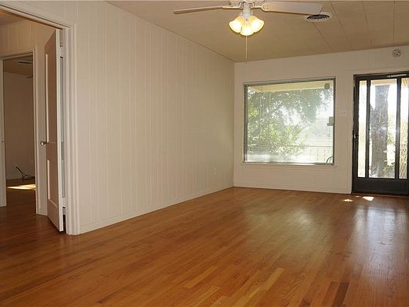 2nd image of 5819 Hollis Ave