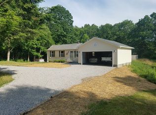 95 Brush Hill Rd, Lyme, CT 06371