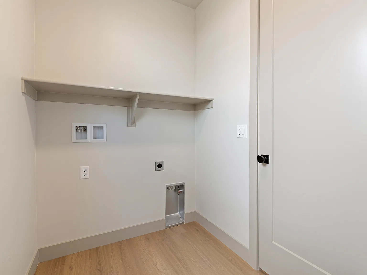 3 bed, 1844 sqft, $3,000 — Photo 4