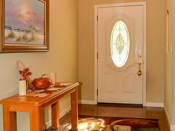 3rd image of 17662 Silver Pine Dr