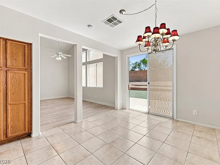 2681 Park Creek Ln — Photo 9