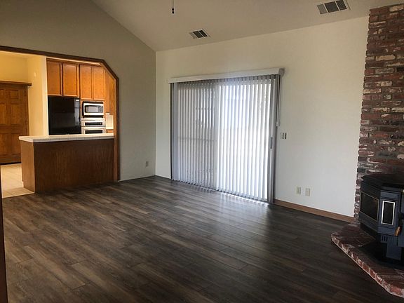 5th image of 12242 Harness Ln