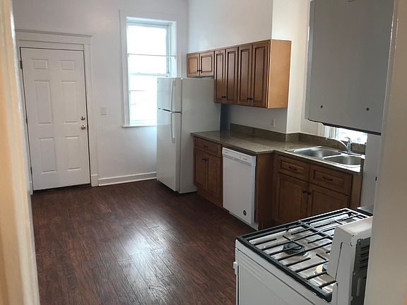 4th image of 1325 W Early Ave APT 2W