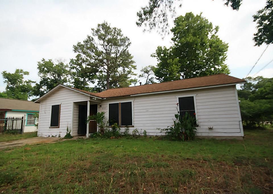 1st image of 8933 Richland Dr